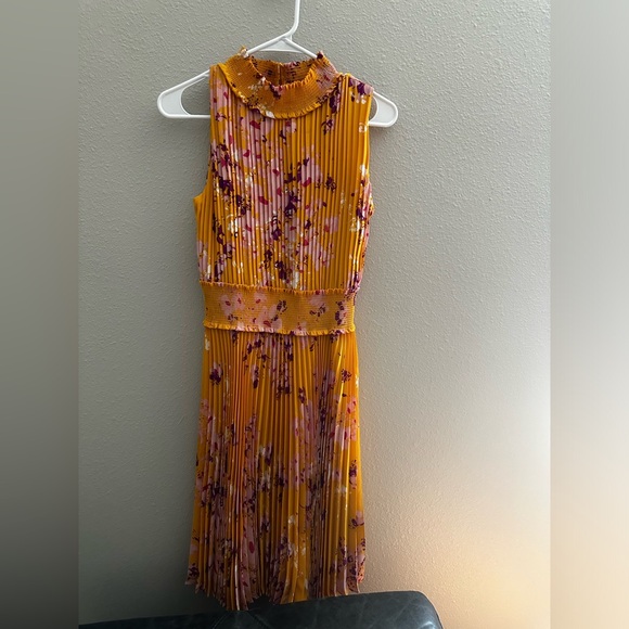 Nanette Lepore Floral Print Pleated Dress Mango Mojito Spring Summer - Picture 2 of 5